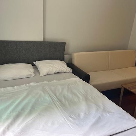 Studio Flat-One Room In Lux Residence Near Taksim-Beyoglu イスタンブール エクステリア 写真