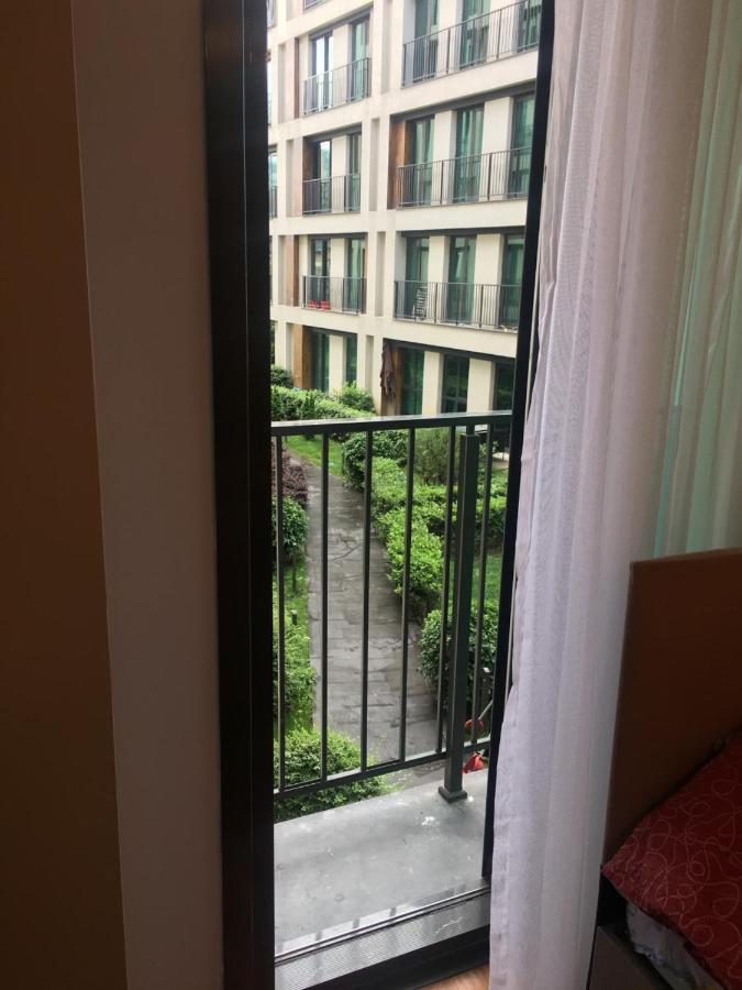 Studio Flat-One Room In Lux Residence Near Taksim-Beyoglu イスタンブール エクステリア 写真